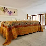 Casa Ugo Topazio 101 In The Historic Center